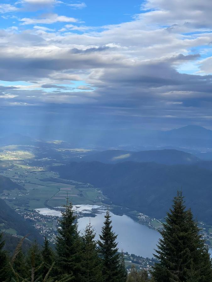 Kleines Seeglueck Feldkirchen In Kaernten Bagian luar foto