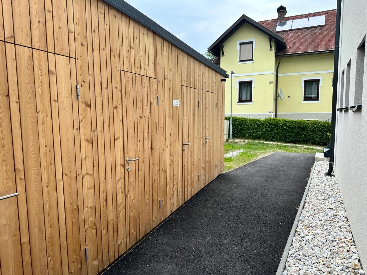 Kleines Seeglueck Feldkirchen In Kaernten Bagian luar foto